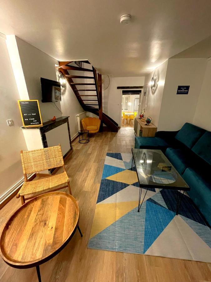 Appartamento Triplex Plein Coeur Du Centre Historique Charleville-Mézières Esterno foto