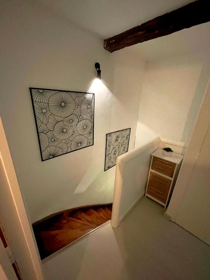 Appartamento Triplex Plein Coeur Du Centre Historique Charleville-Mézières Esterno foto